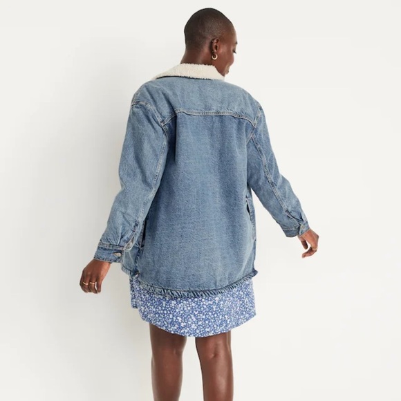 Old navy Sherpa-Lined Non-Stretch Jean Utility Shacket - Picture 5 of 5